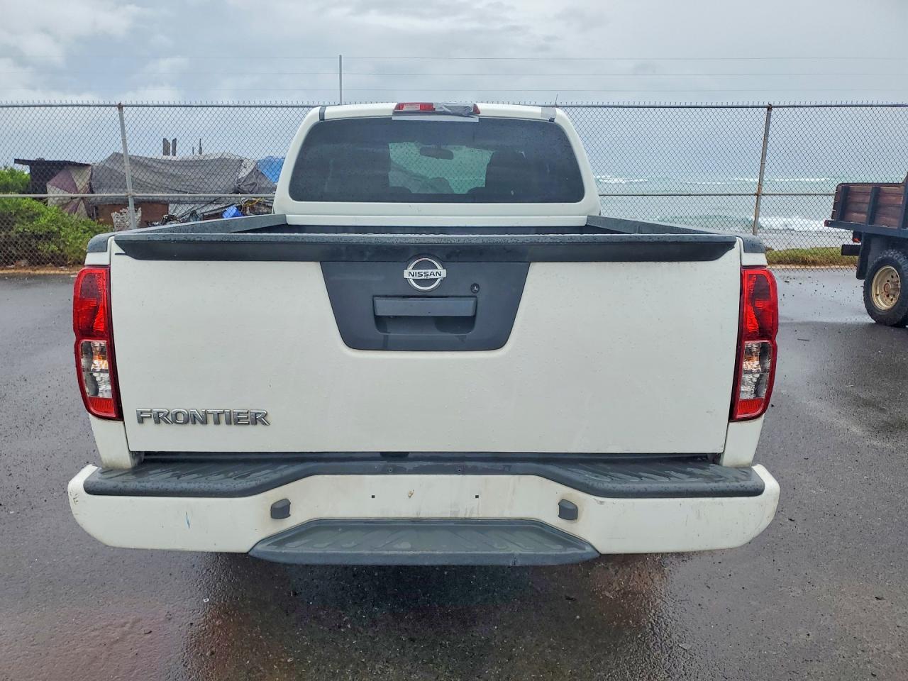 2019 NISSAN FRONTIER S photo 6