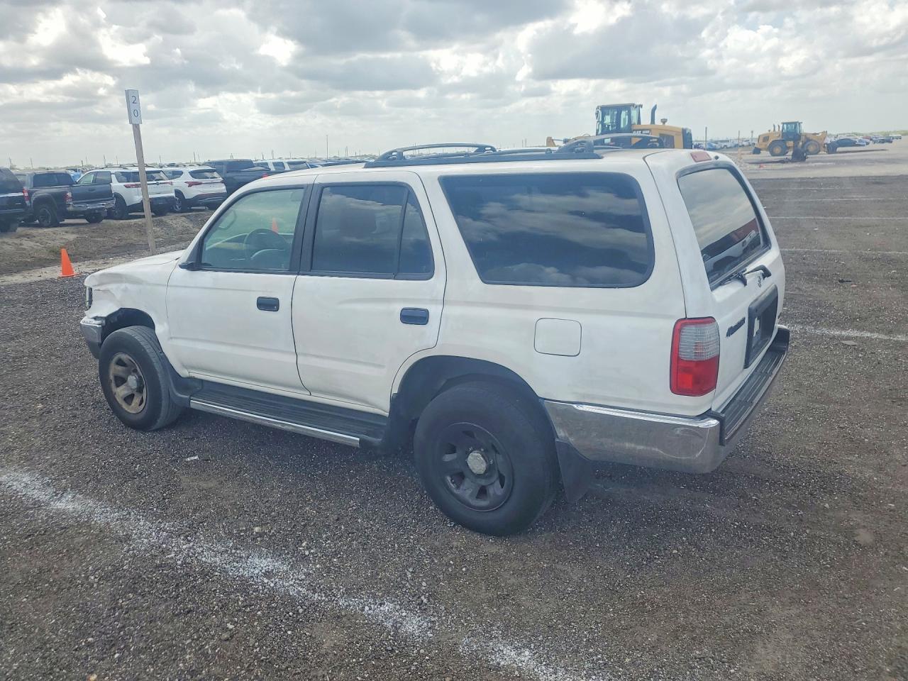 2000 TOYOTA 4RUNNER BASE photo 3