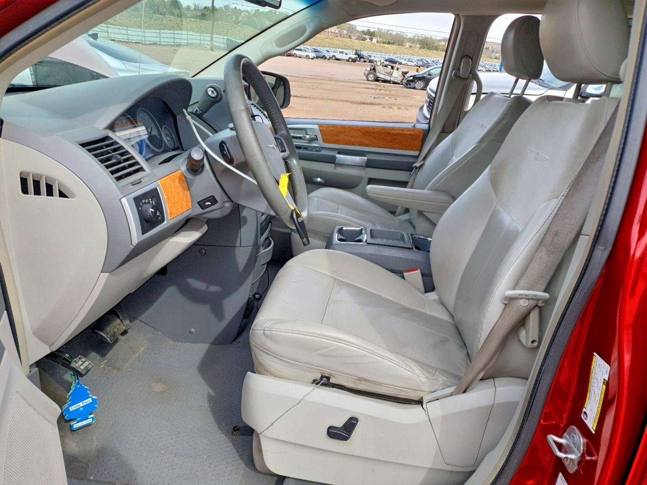 2008 CHRYSLER TOWN & COUNTRY LIMITED photo 13