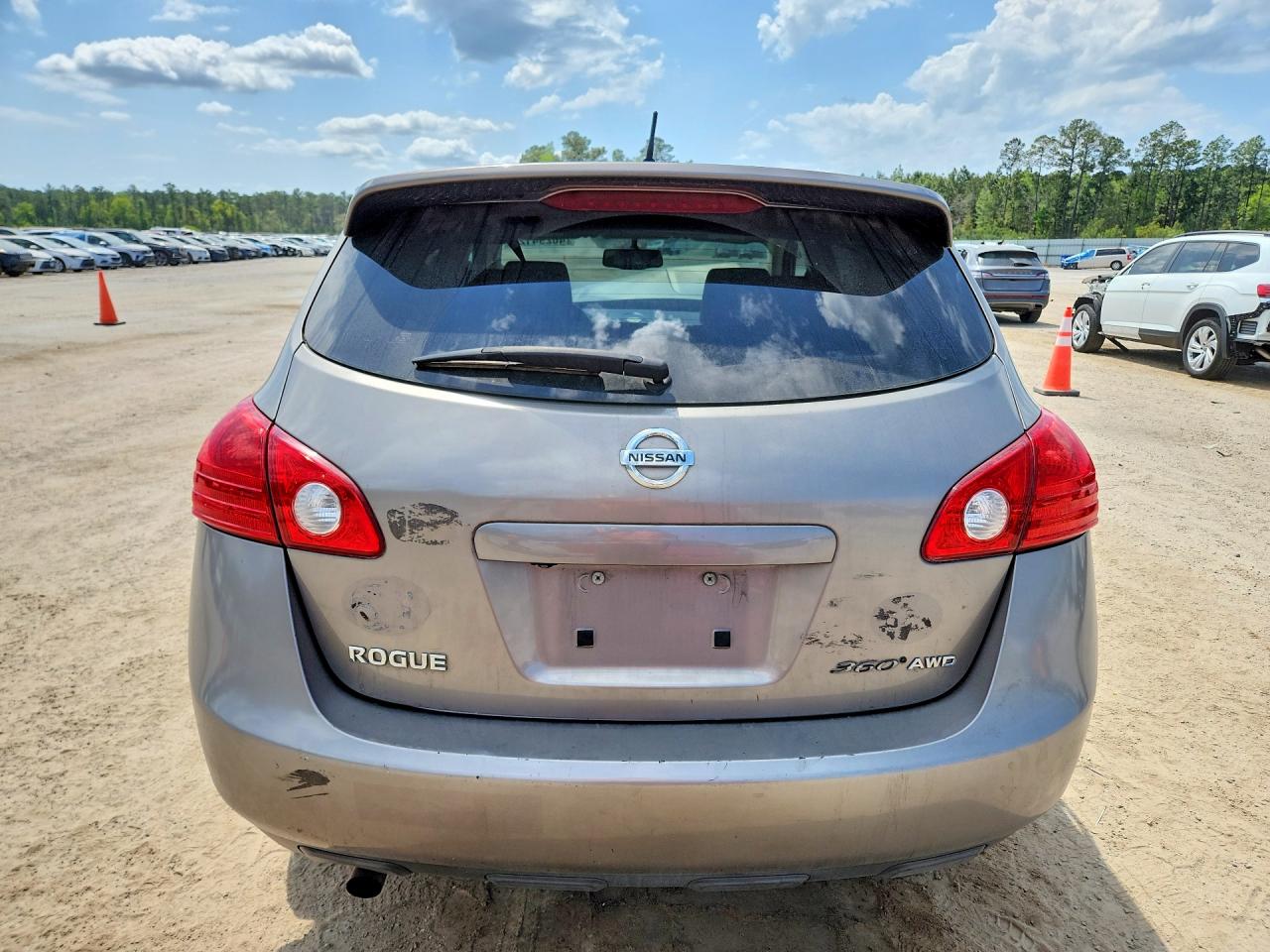 2010 NISSAN ROGUE S photo 6