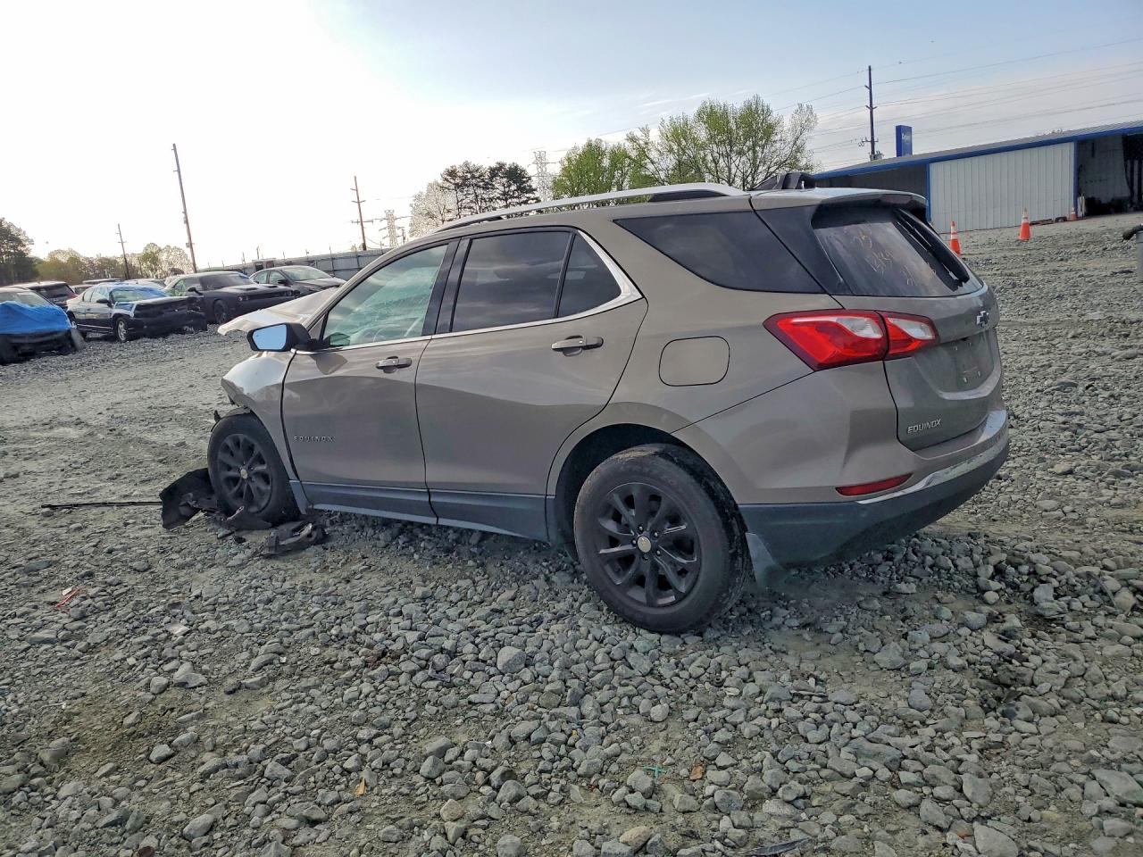 2018 CHEVROLET EQUINOX LT photo 3