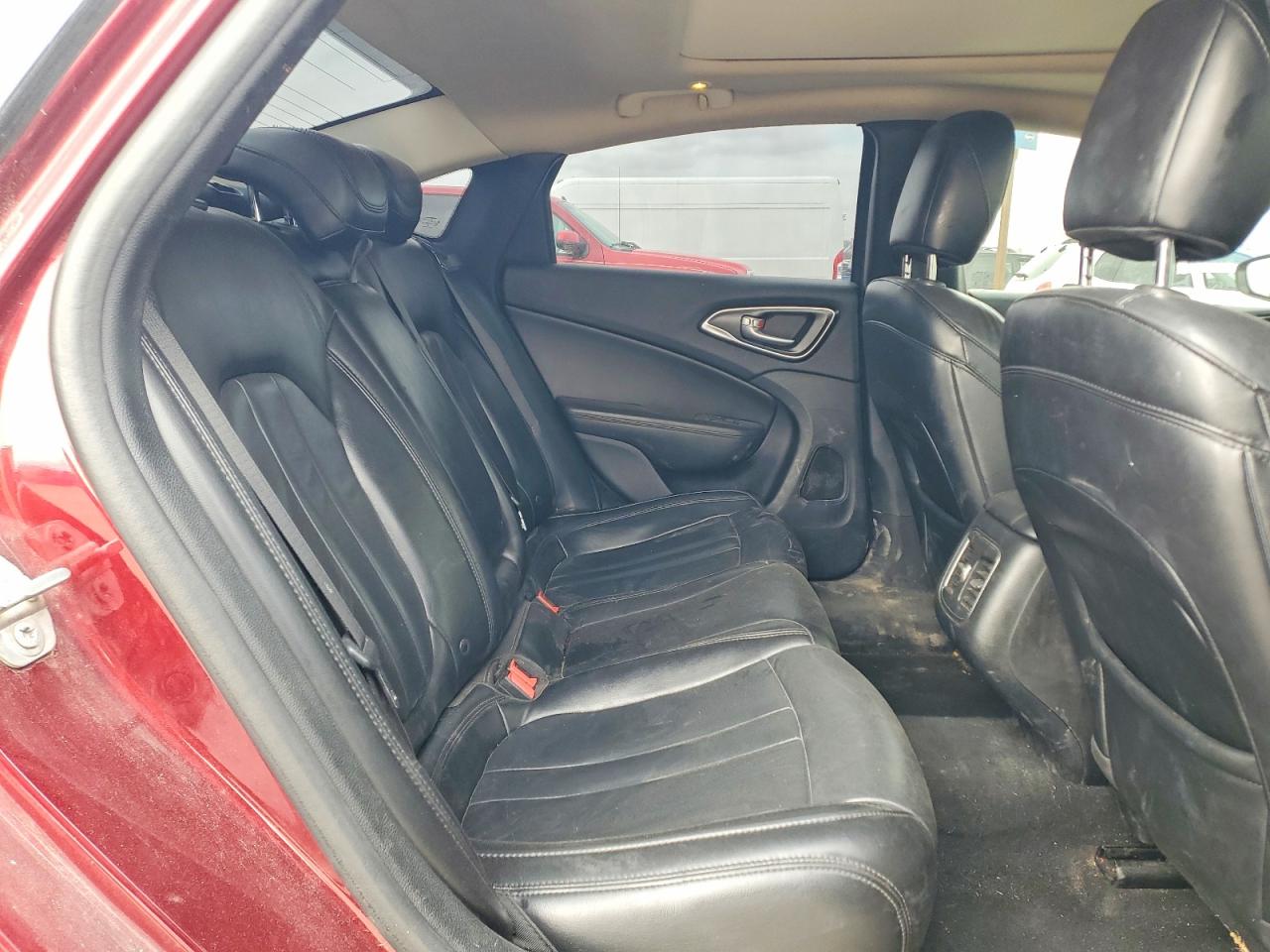 2016 CHRYSLER 200 C photo 19