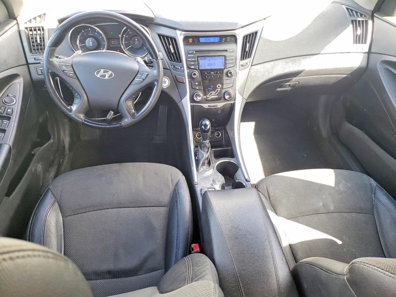 2013 HYUNDAI SONATA SE photo 15