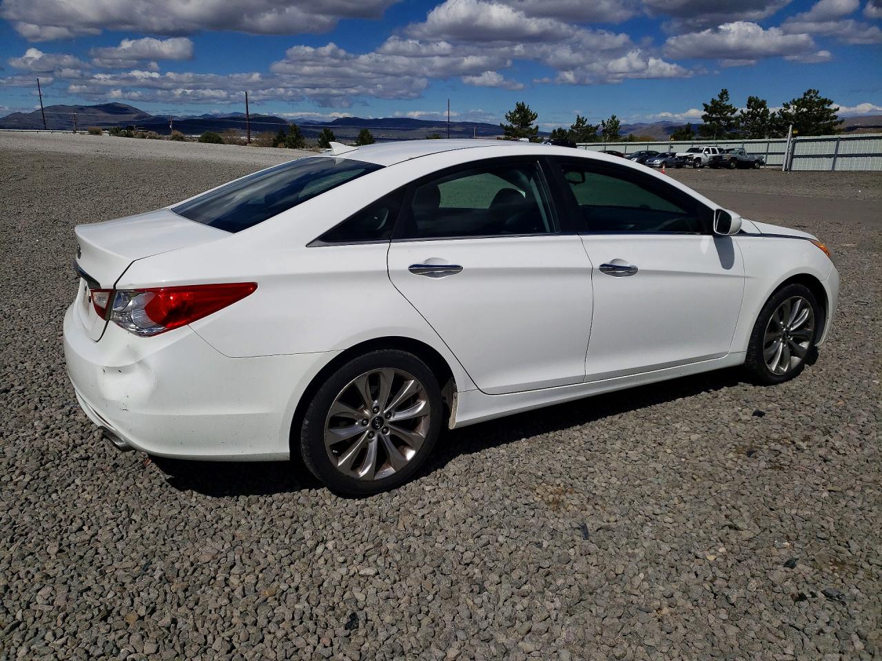 2013 HYUNDAI SONATA SE photo 5