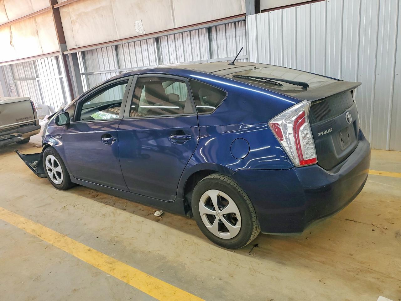 2012 TOYOTA PRIUS TWO photo 2