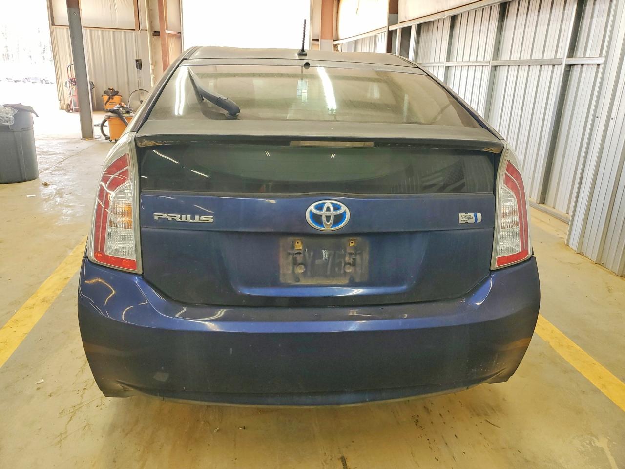 2012 TOYOTA PRIUS TWO photo 6