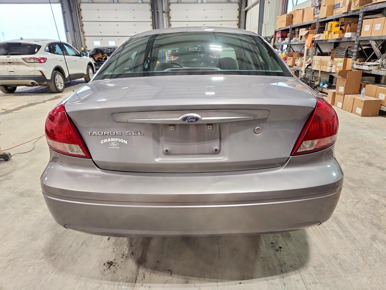 2006 FORD TAURUS SEL photo 11