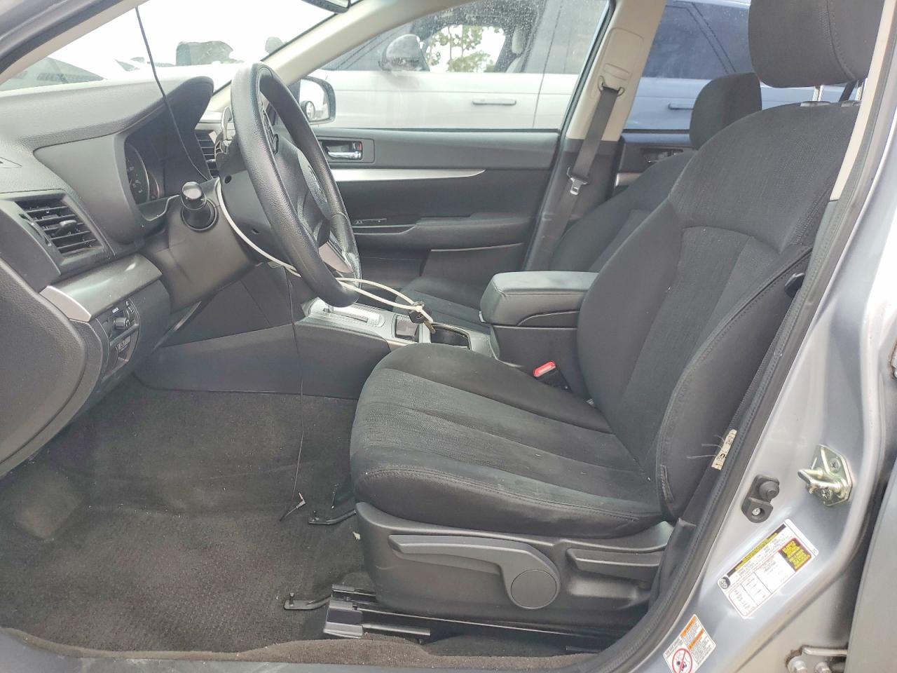 2014 SUBARU OUTBACK 2.5I photo 13