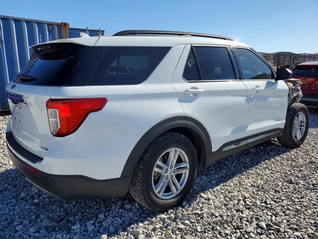2020 FORD EXPLORER XLT photo 5
