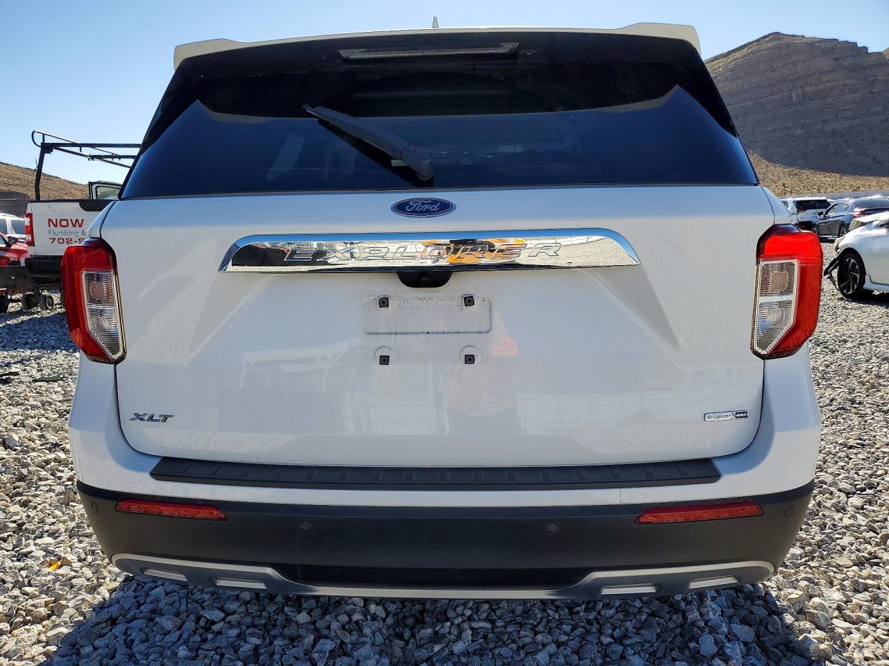 2020 FORD EXPLORER XLT photo 11