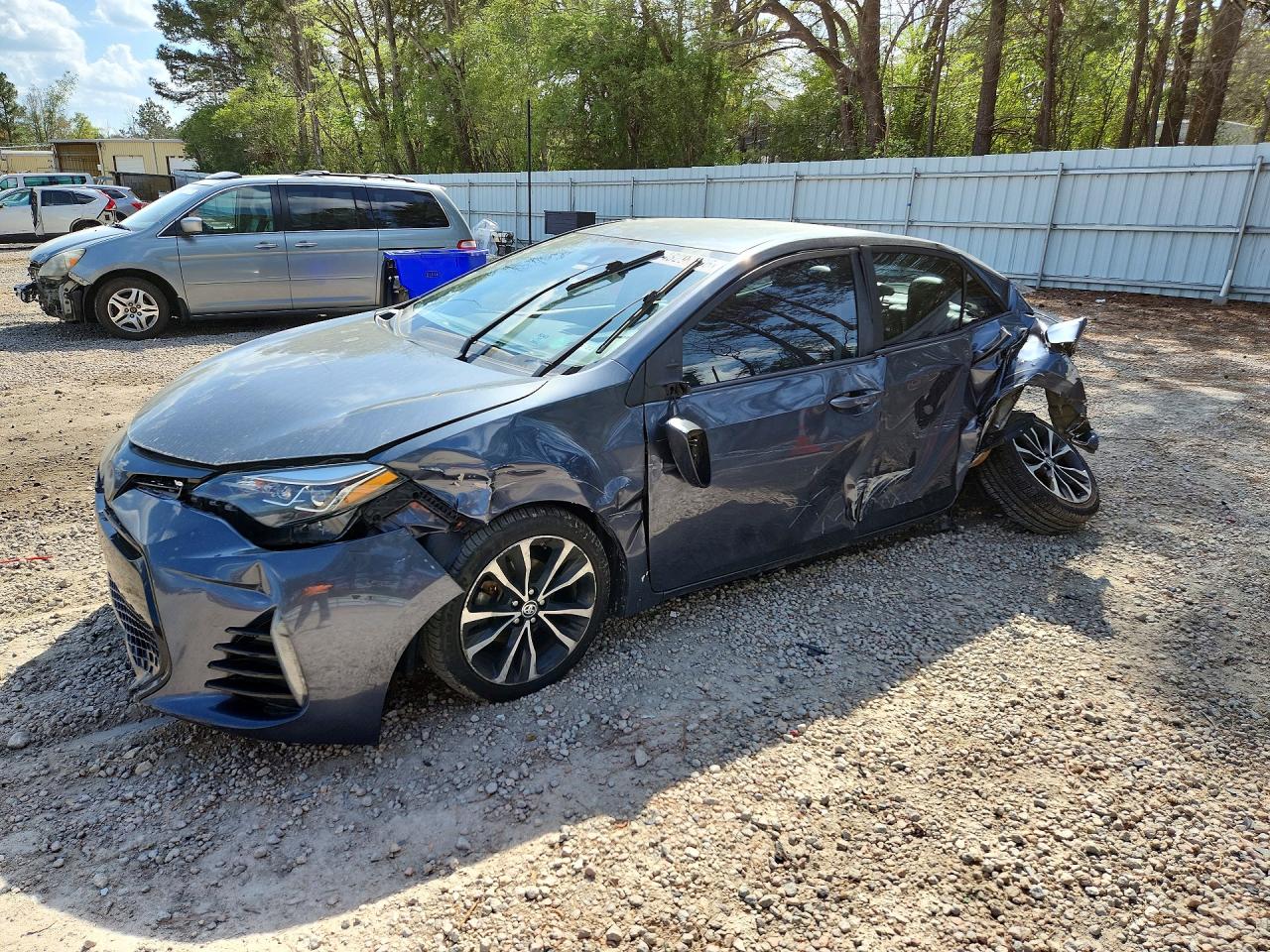 2017 TOYOTA COROLLA