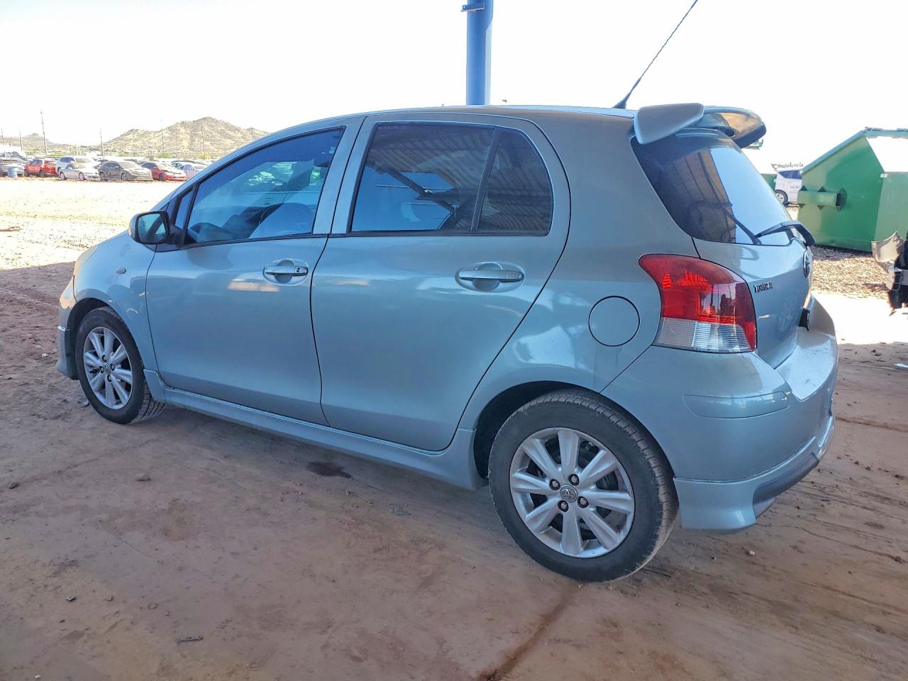 2009 TOYOTA YARIS S photo 3