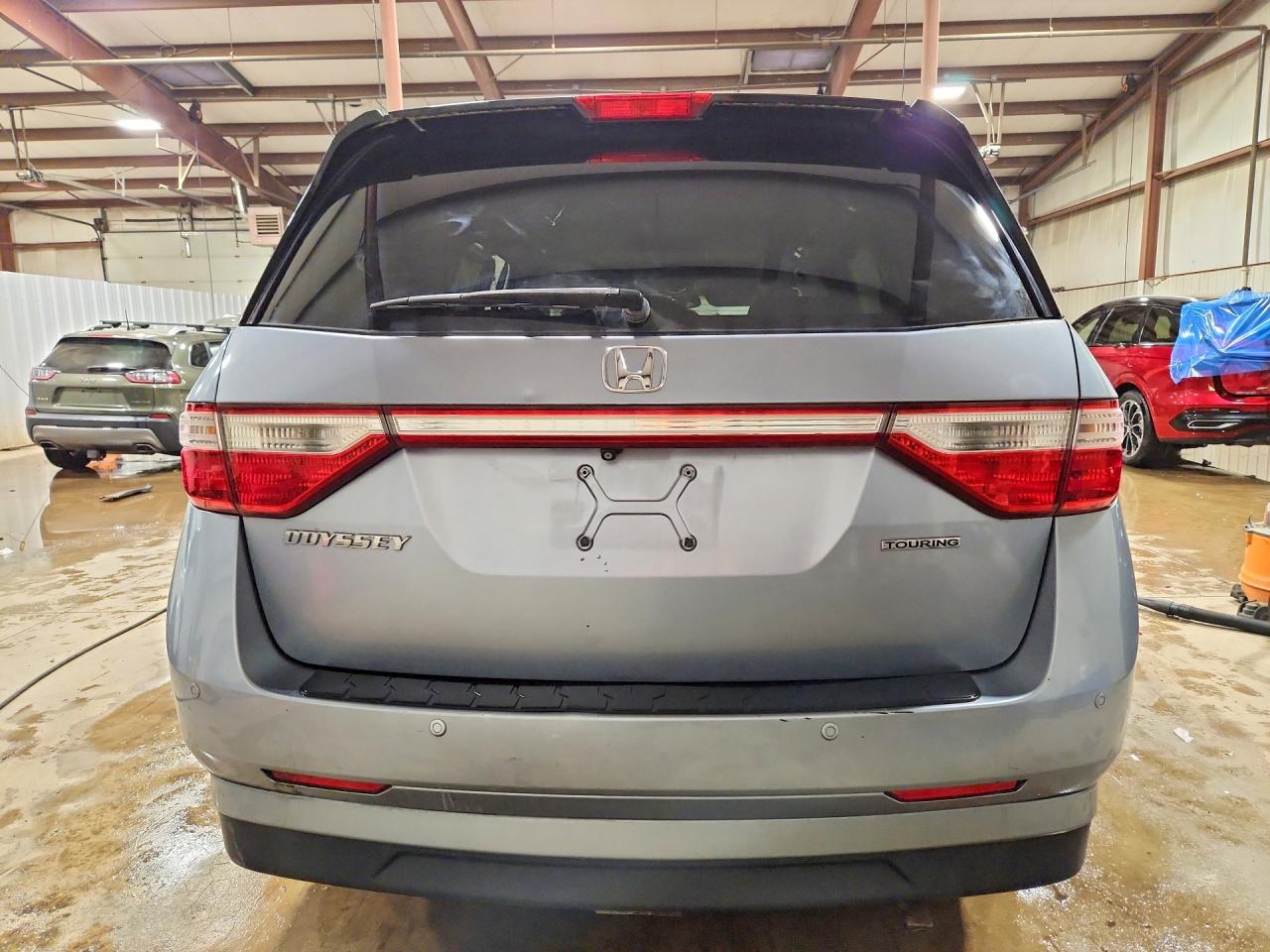 2012 HONDA ODYSSEY TOURING photo 11
