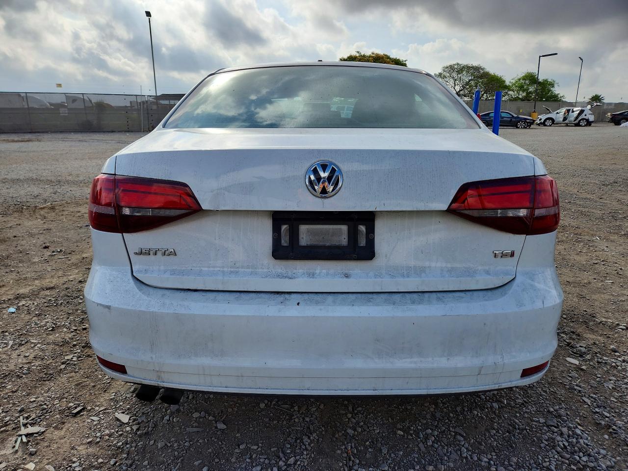 2017 VOLKSWAGEN JETTA S photo 11