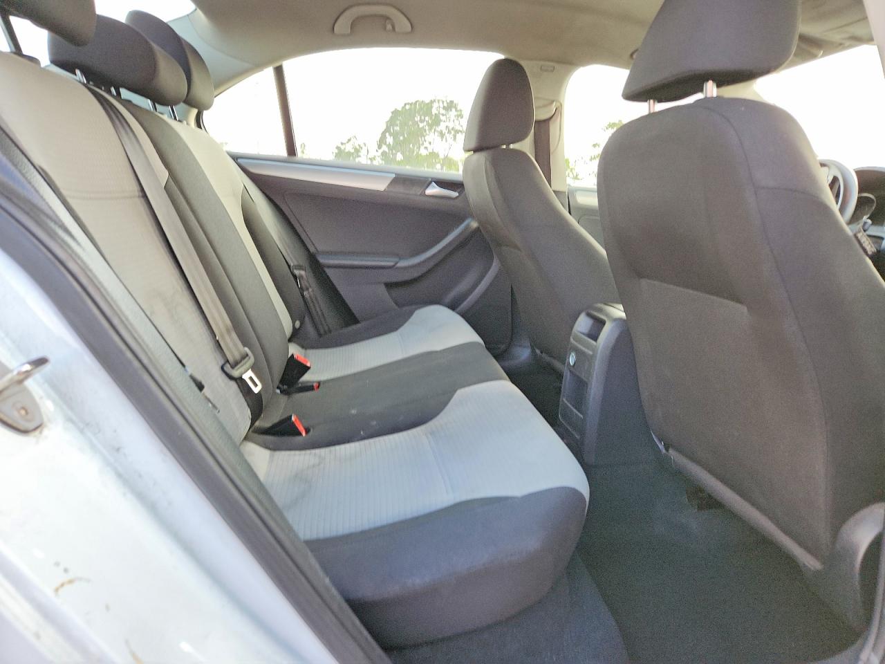 2017 VOLKSWAGEN JETTA S photo 19
