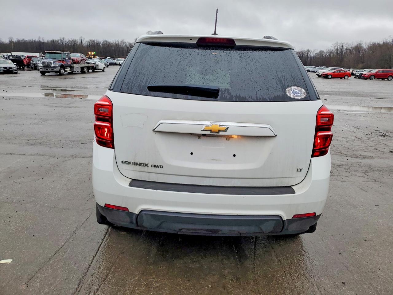 2017 CHEVROLET EQUINOX LT photo 6
