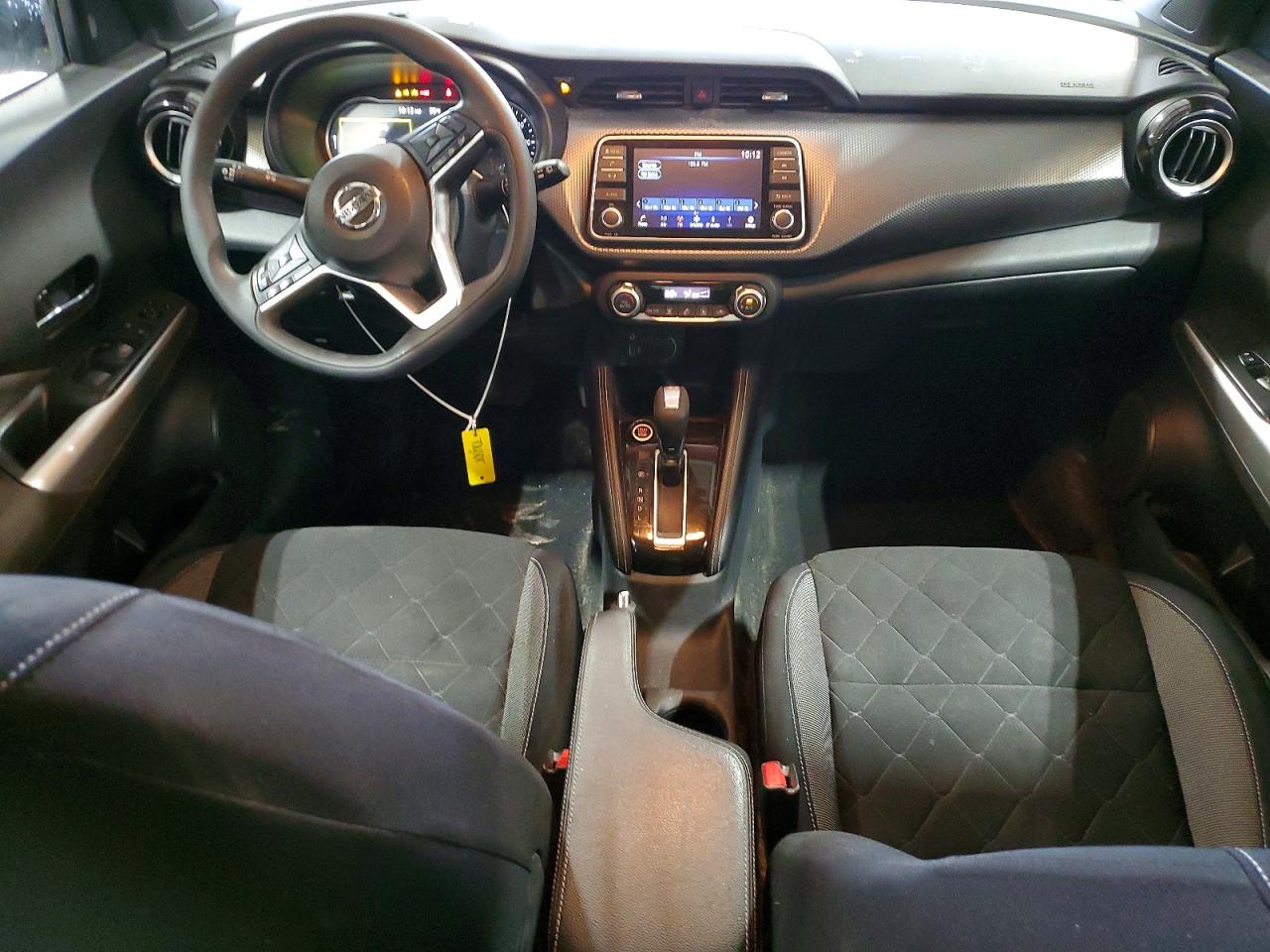 2020 NISSAN KICKS SV photo 22