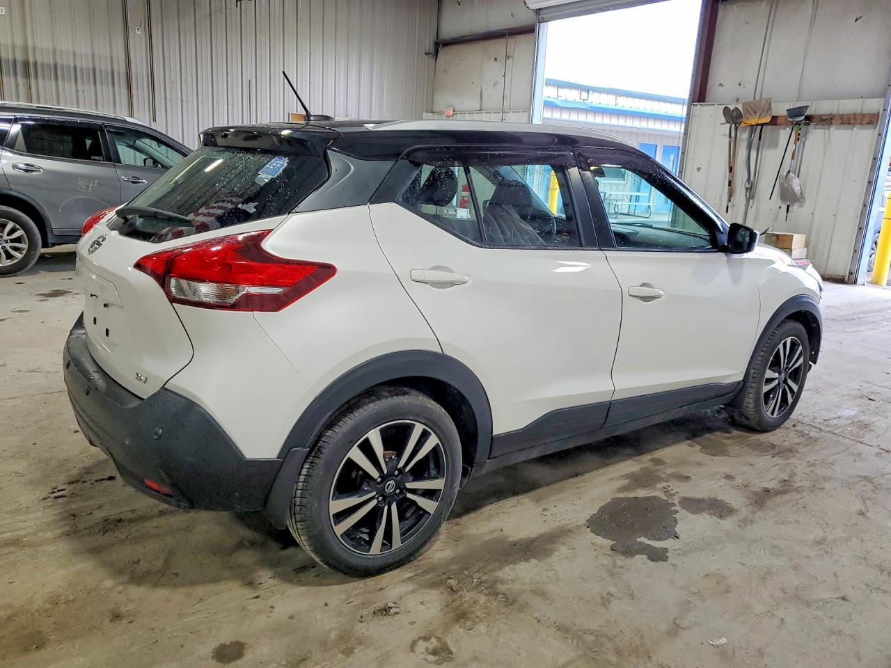 2020 NISSAN KICKS SV photo 7
