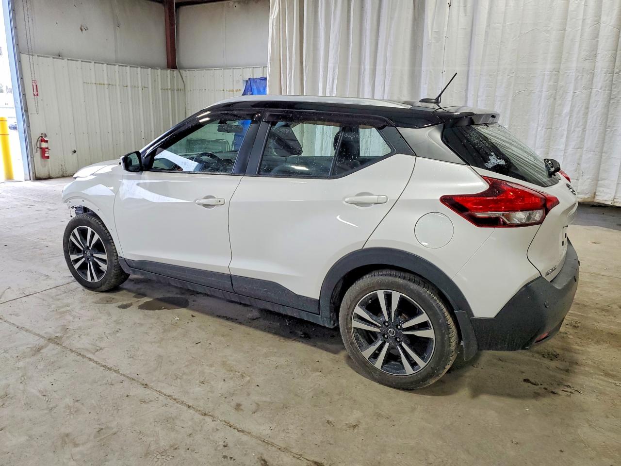 2020 NISSAN KICKS SV photo 4