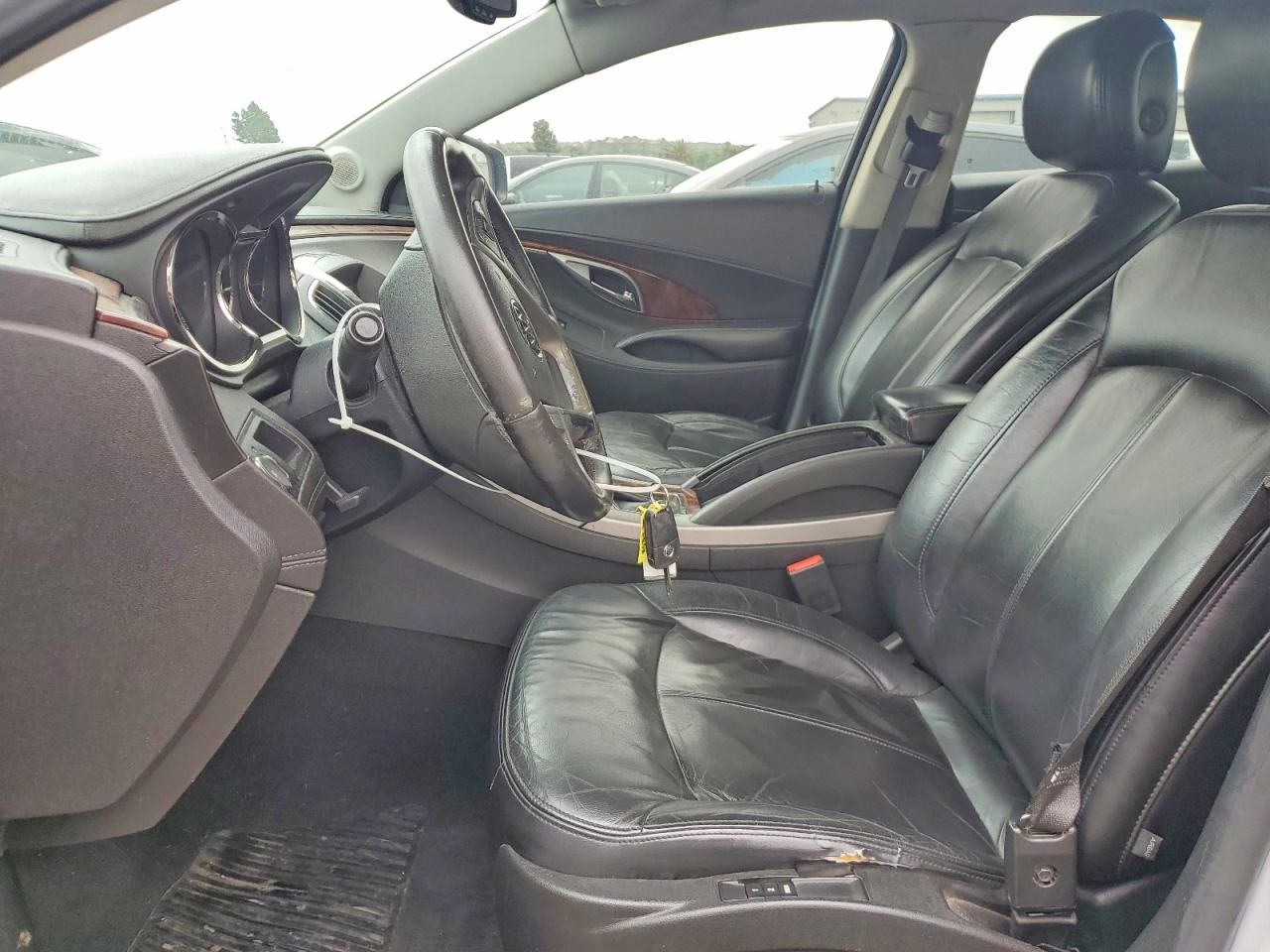 2011 BUICK LACROSSE CXL photo 13