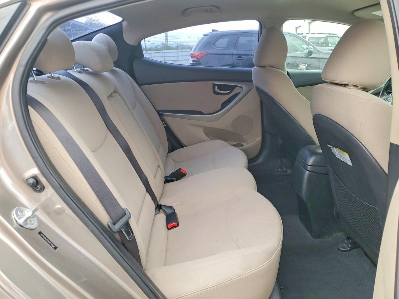 2015 HYUNDAI ELANTRA SE photo 28
