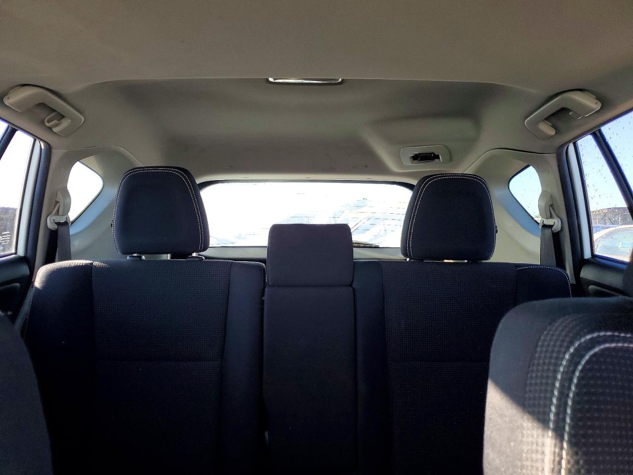 2016 TOYOTA RAV4 XLE photo 19