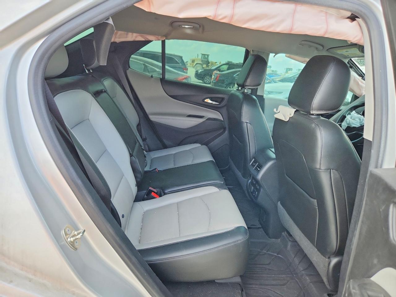 2018 CHEVROLET EQUINOX PREMIER photo 31