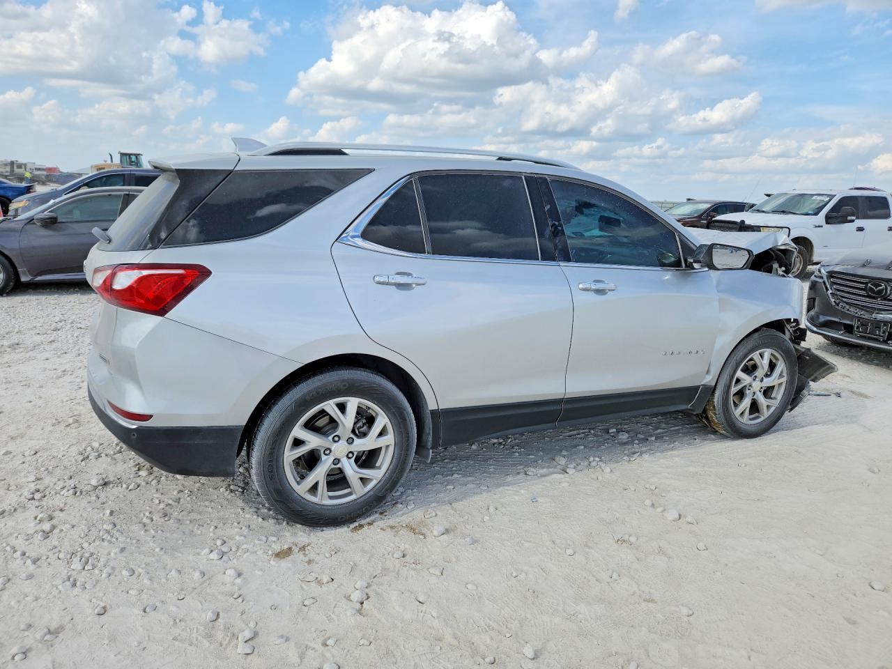2018 CHEVROLET EQUINOX PREMIER photo 7