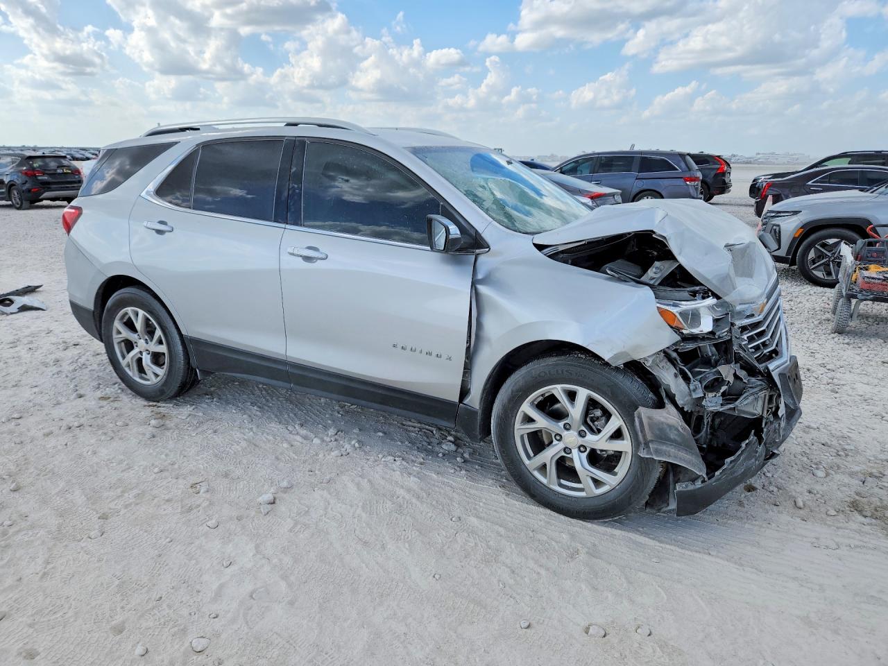 2018 CHEVROLET EQUINOX PREMIER photo 10