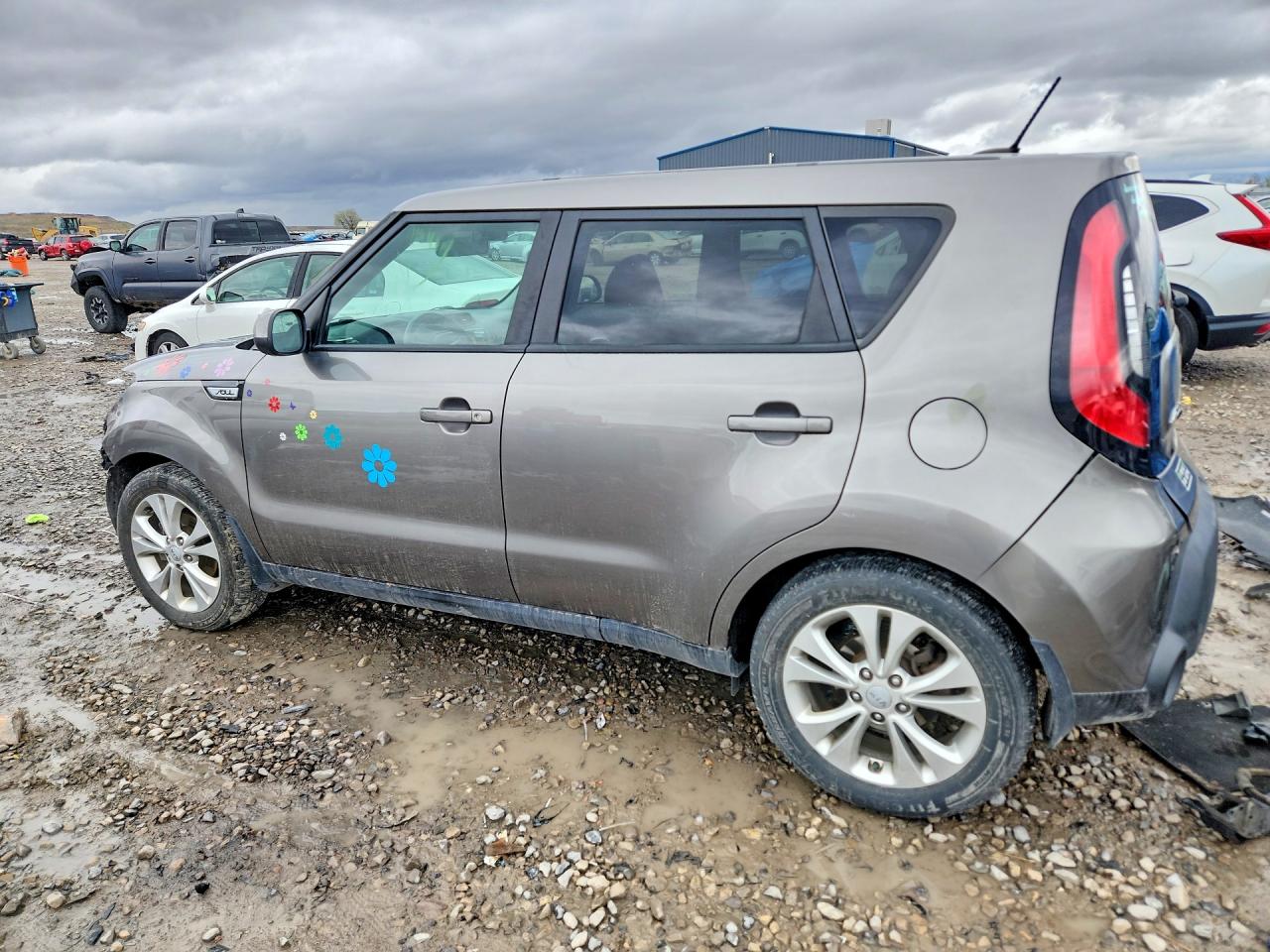 2015 KIA SOUL + photo 2