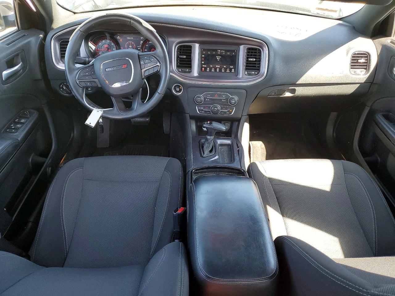 2018 DODGE CHARGER SXT photo 22
