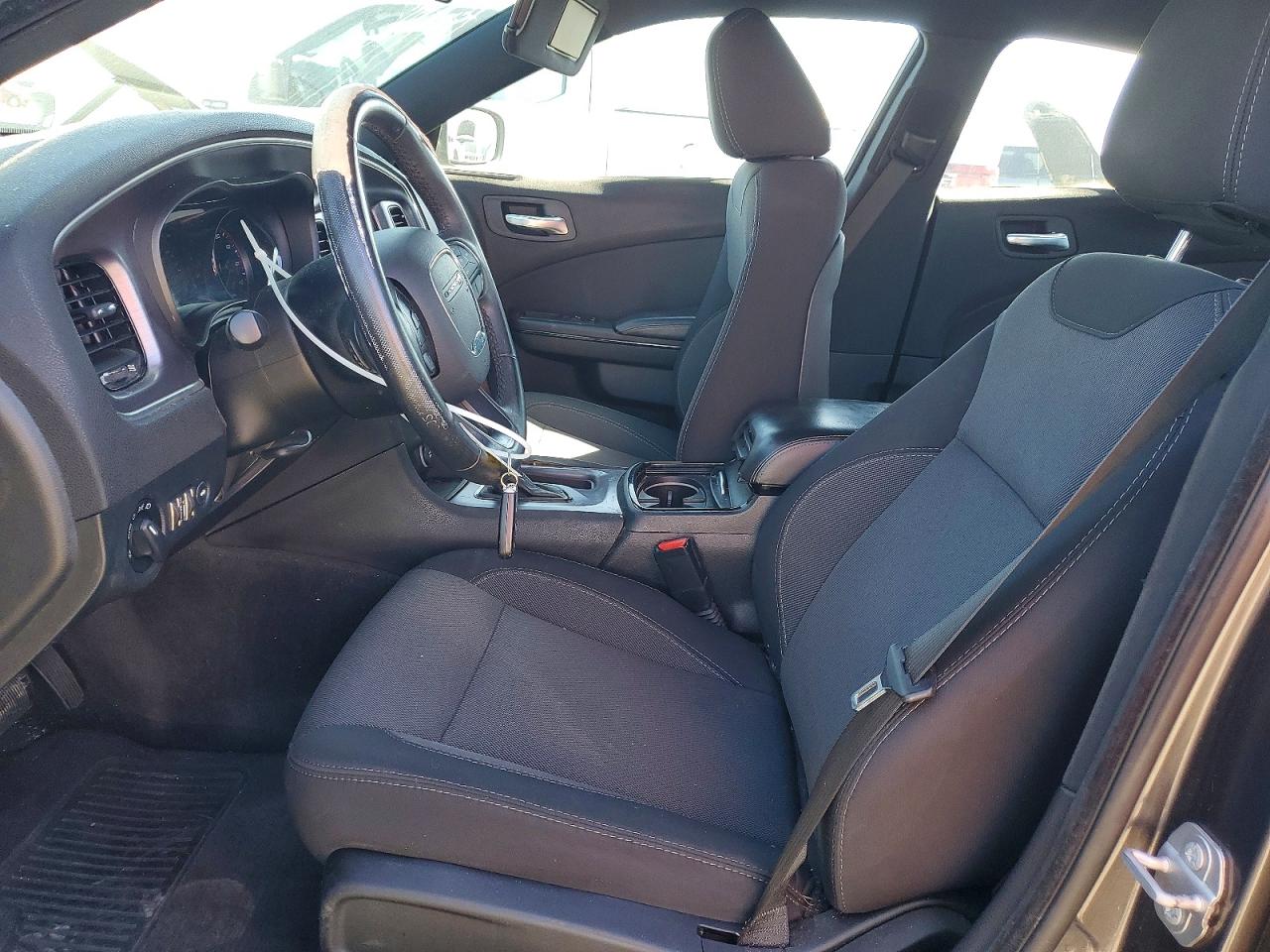 2018 DODGE CHARGER SXT photo 19