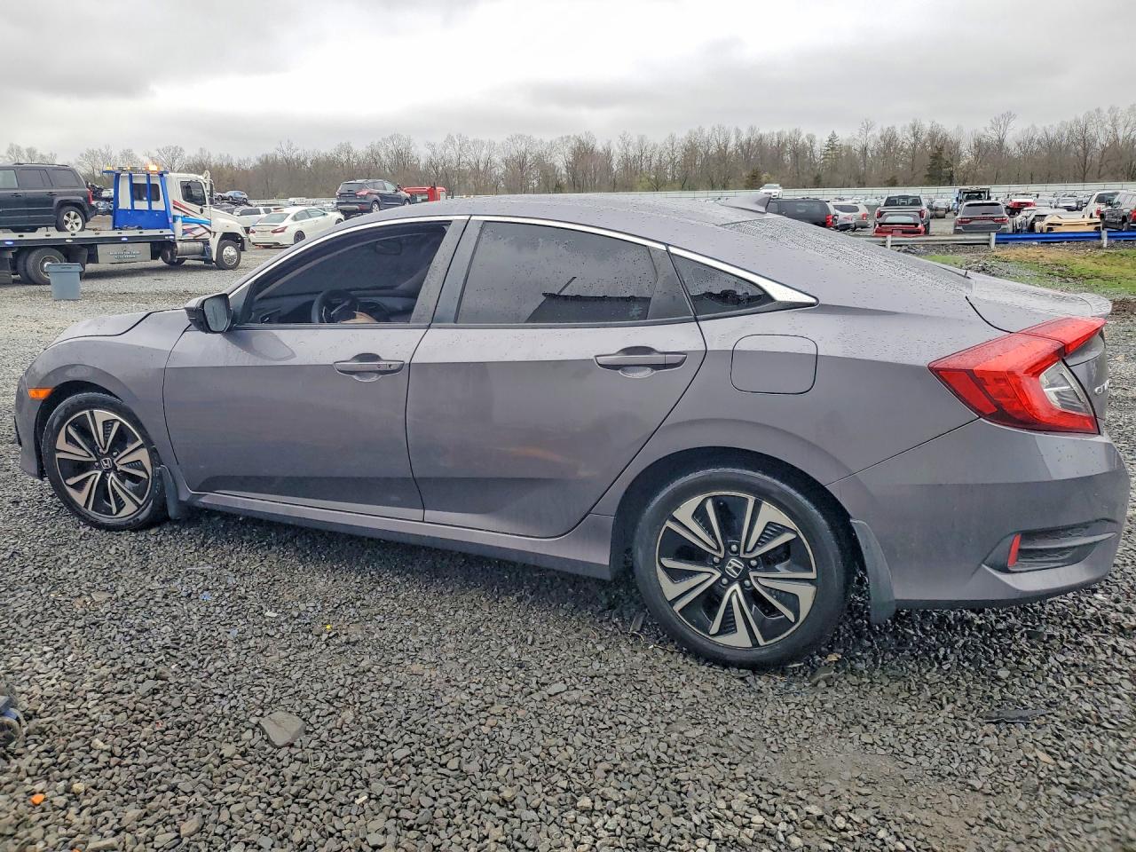 2017 HONDA CIVIC EX photo 4