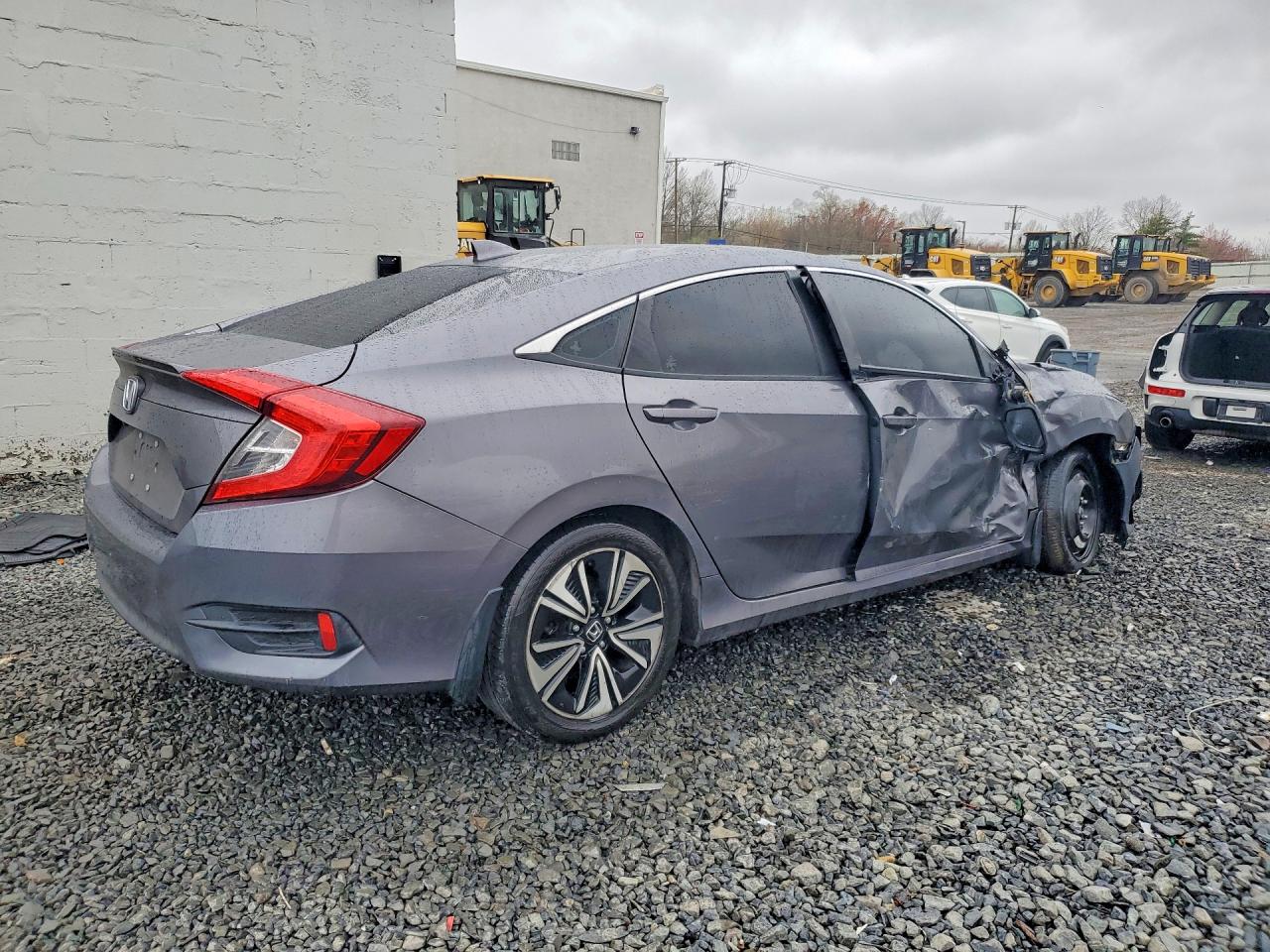 2017 HONDA CIVIC EX photo 7