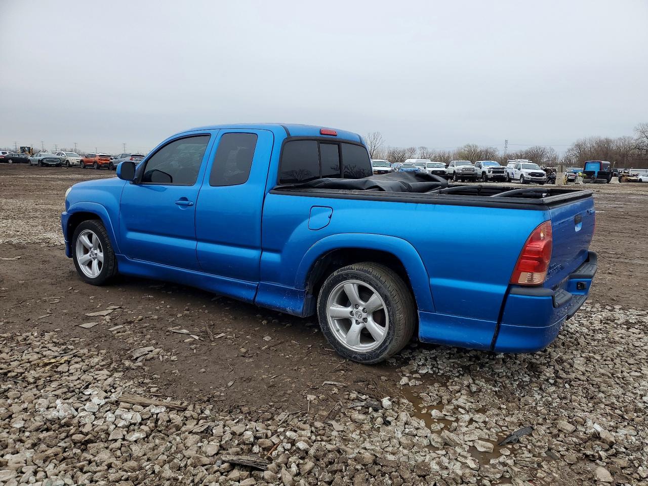 2008 TOYOTA TACOMA X-RUNNER V6 photo 2