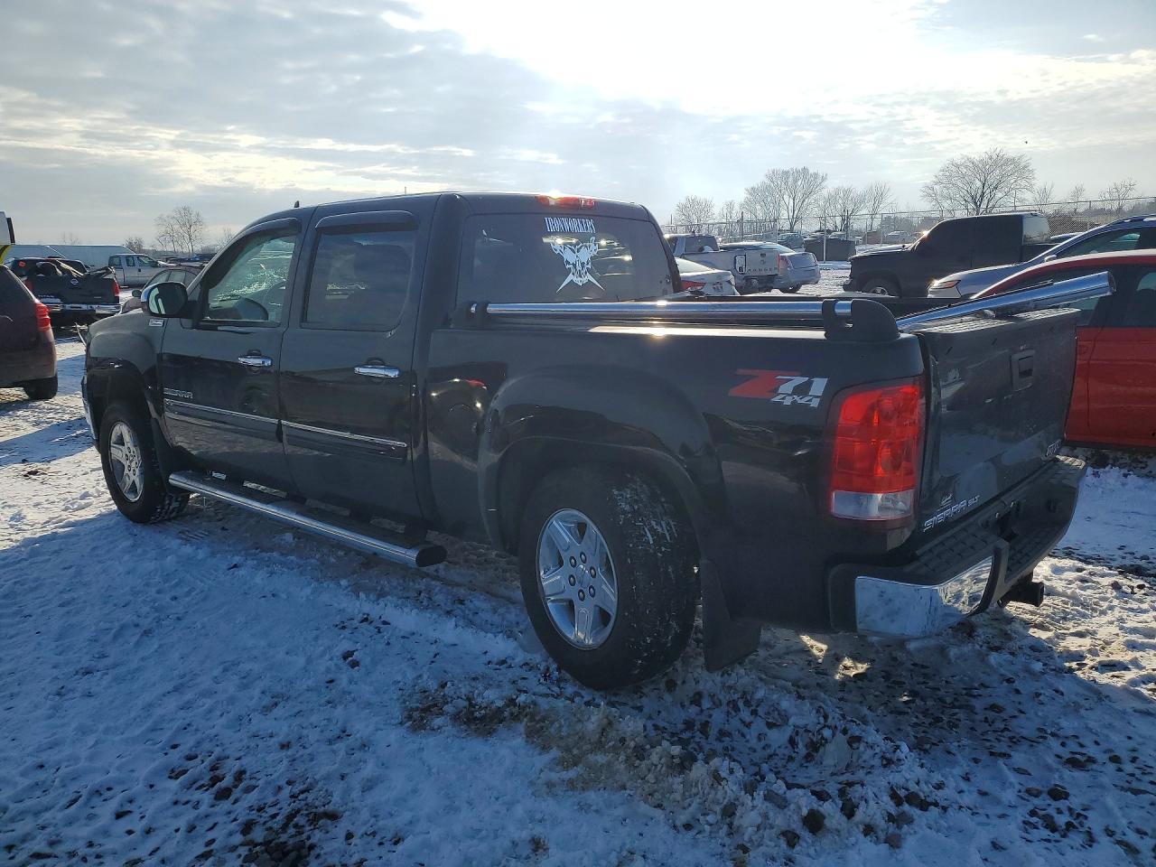 2012 GMC SIERRA K1500 SLT photo 3