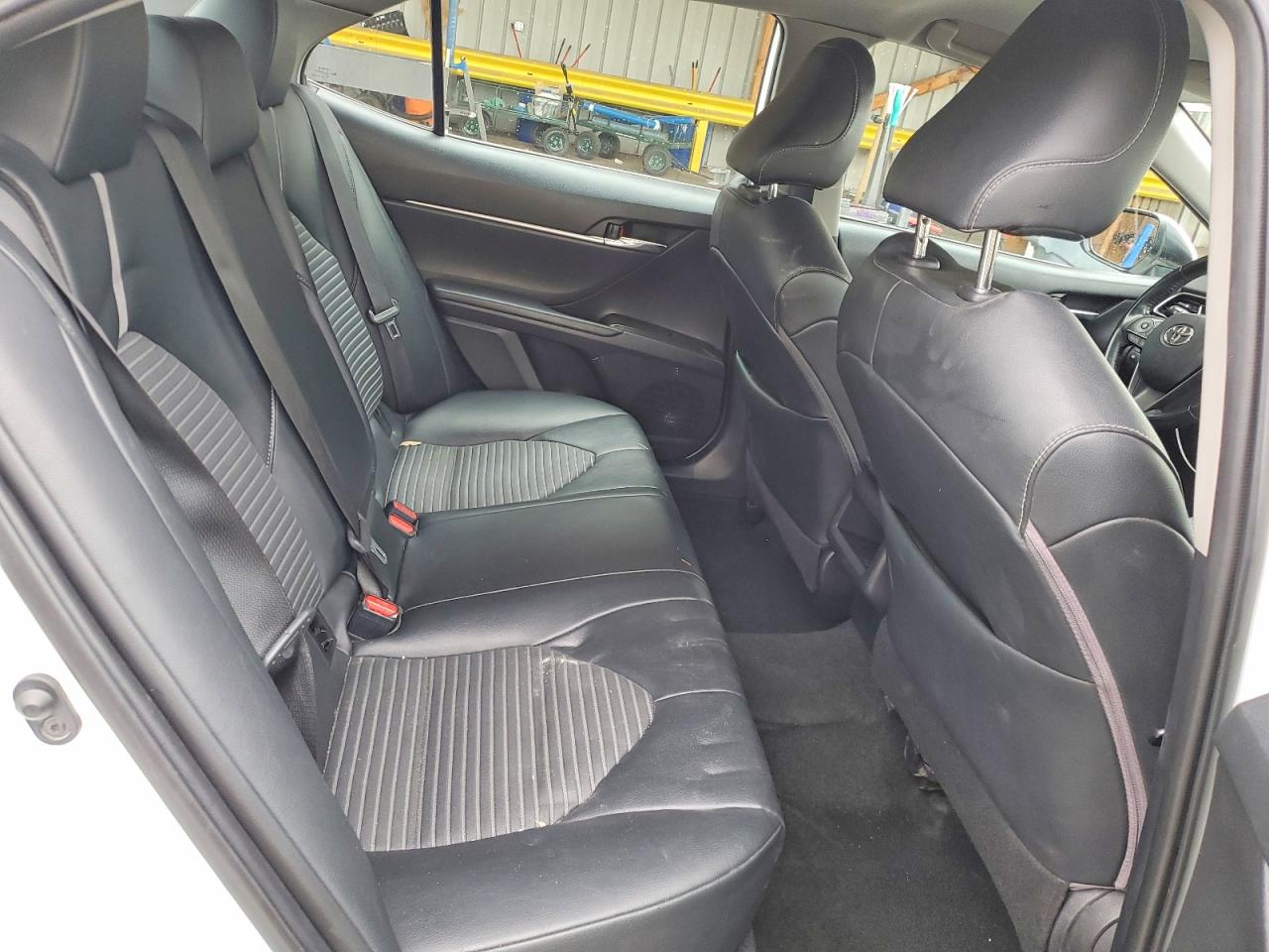 2021 TOYOTA CAMRY SE photo 28
