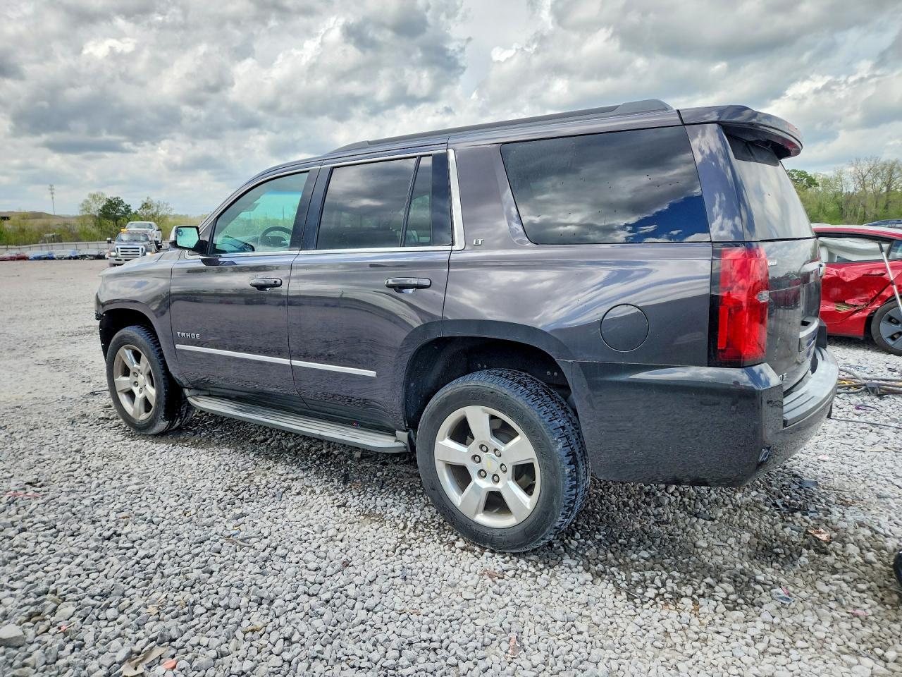 2015 CHEVROLET TAHOE C1500 LT photo 2