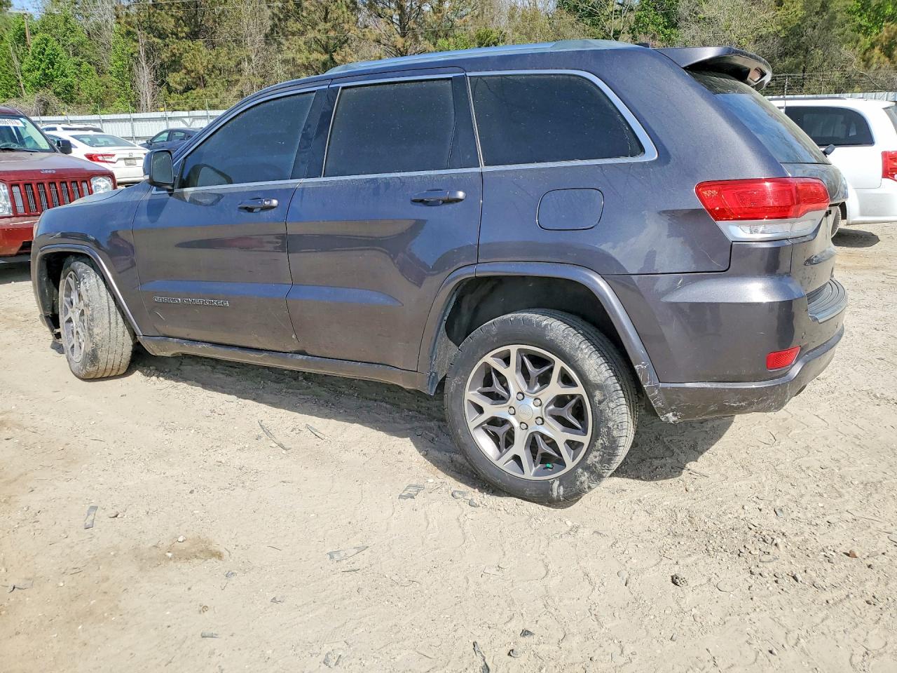 2018 JEEP GRAND CHEROKEE LIMITED photo 2