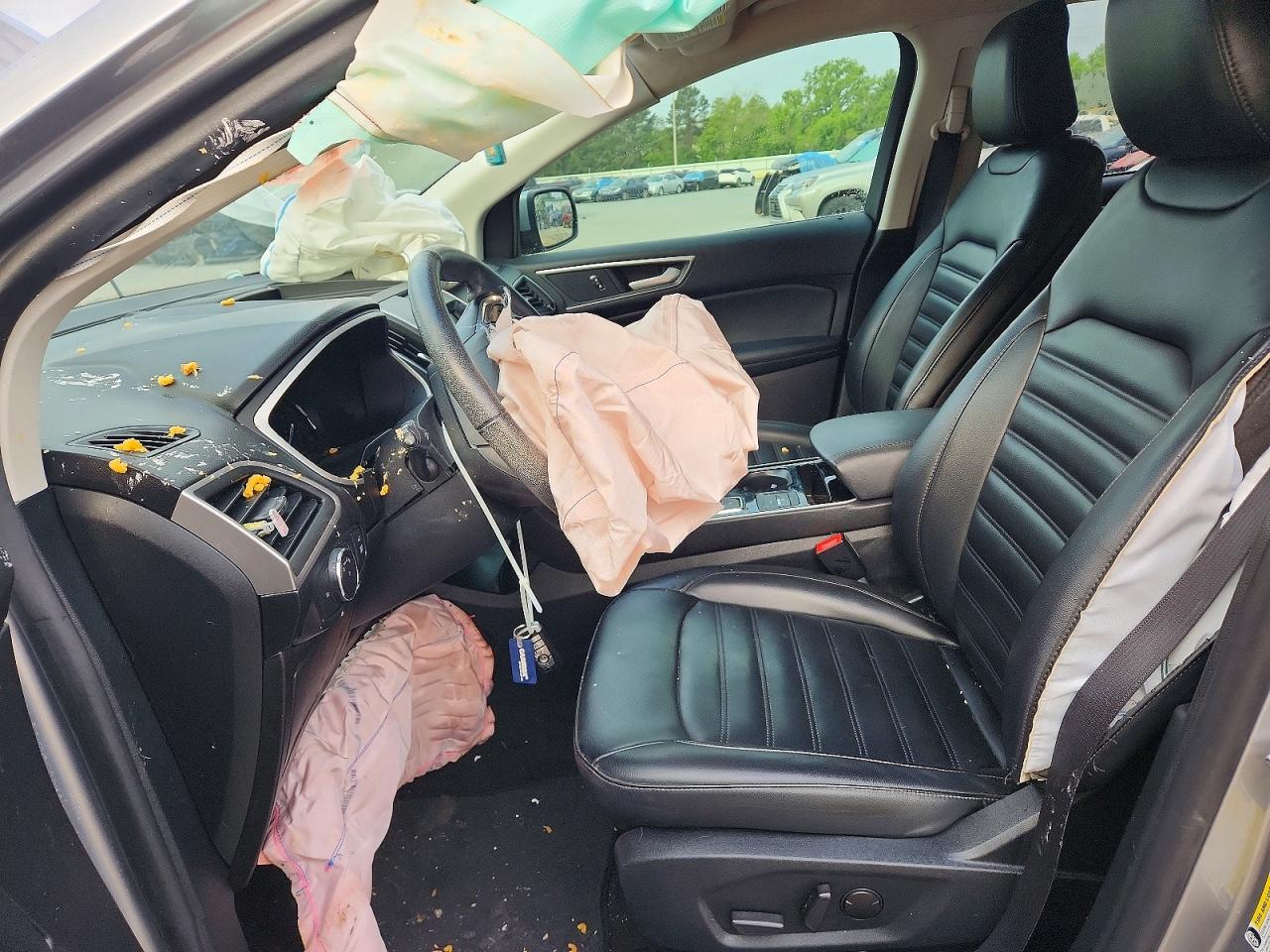 2020 FORD EDGE SEL photo 19