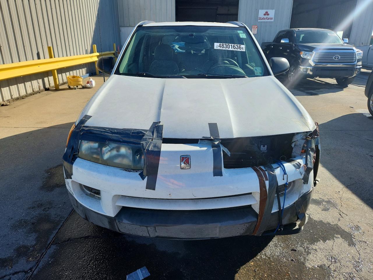 2003 SATURN VUE photo 5
