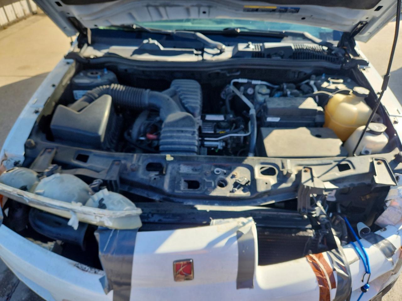 2003 SATURN VUE photo 11