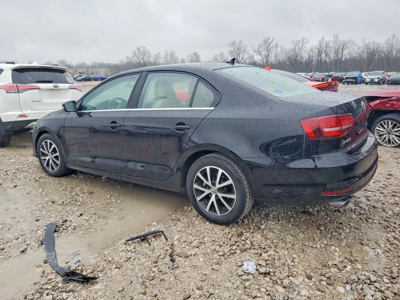 2017 VOLKSWAGEN JETTA SE photo 4