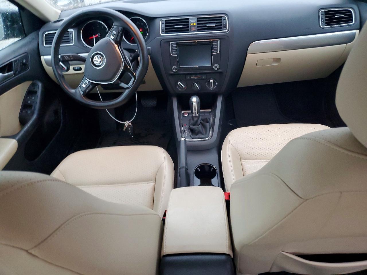 2017 VOLKSWAGEN JETTA SE photo 22