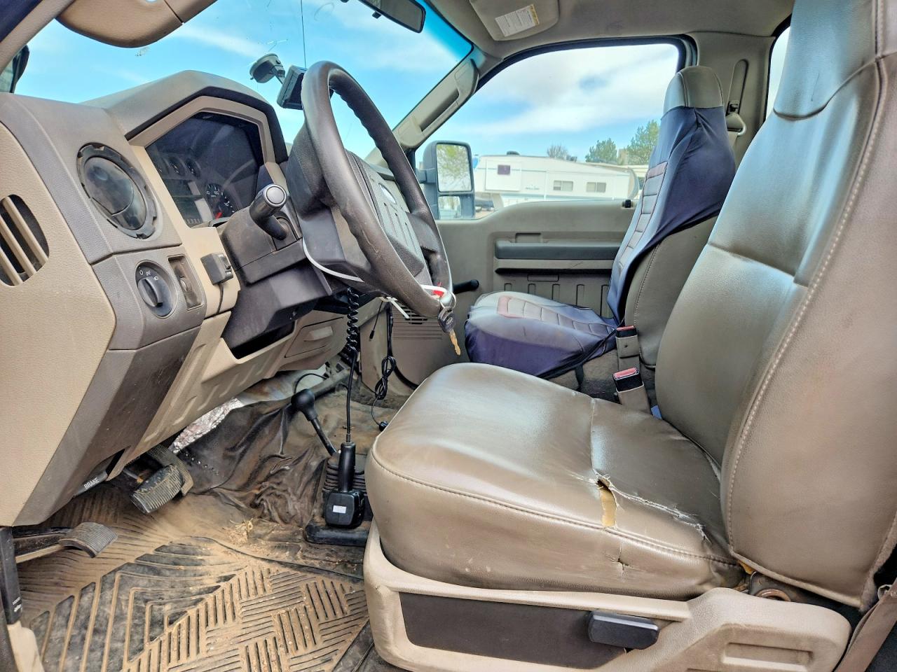 2008 FORD F550 SUPER DUTY FLATBED TRUCK photo 13
