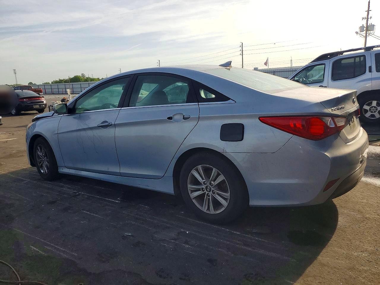 2014 HYUNDAI SONATA GLS photo 4