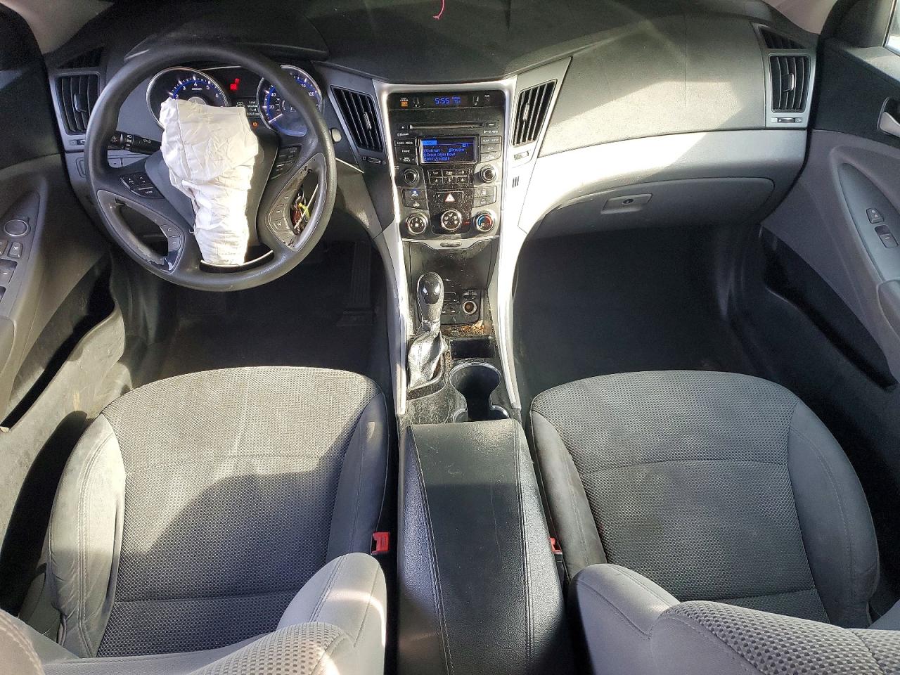 2014 HYUNDAI SONATA GLS photo 22