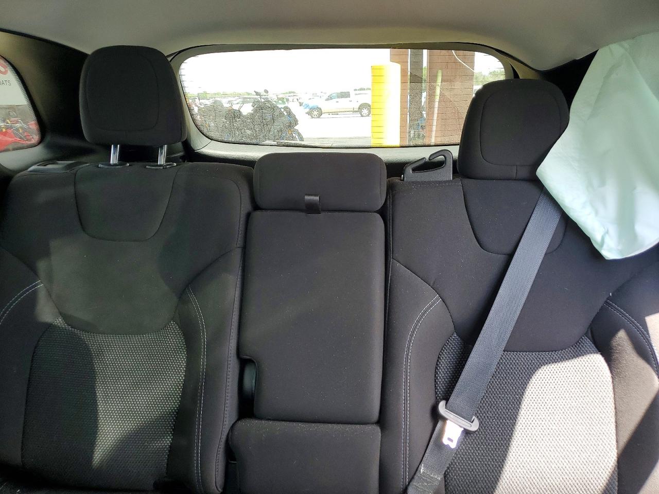 2019 JEEP CHEROKEE LATITUDE photo 28