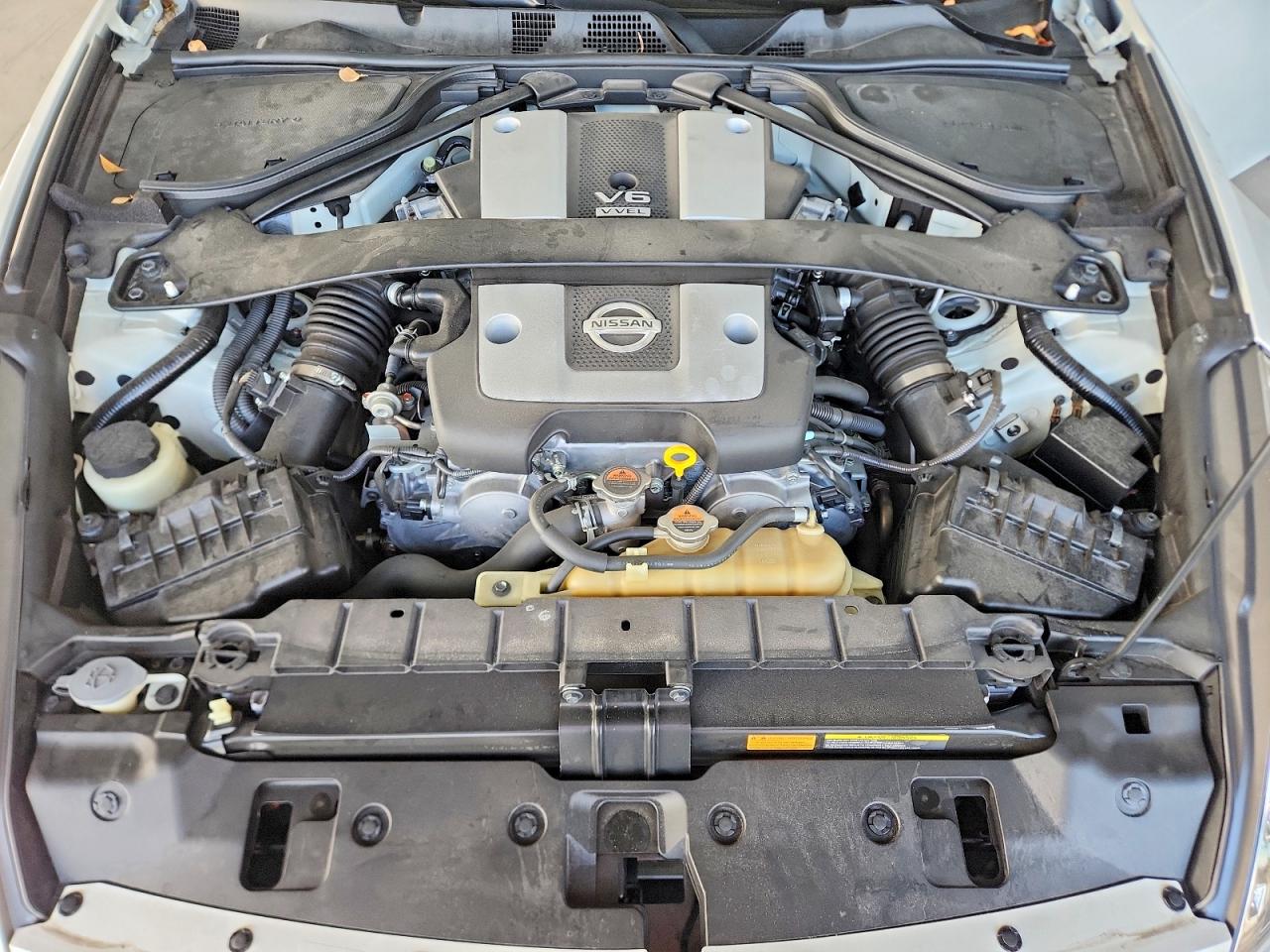 2017 NISSAN 370Z ROADSTER photo 11