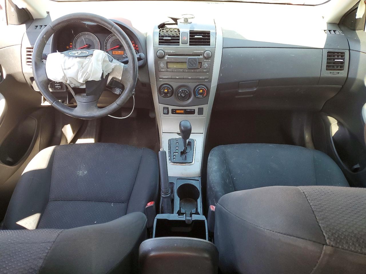 2010 TOYOTA COROLLA S photo 15
